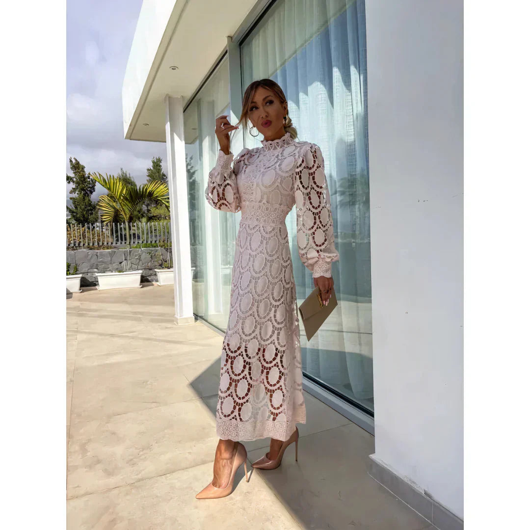 ROSHEL - ELEGANT LACE DRESS